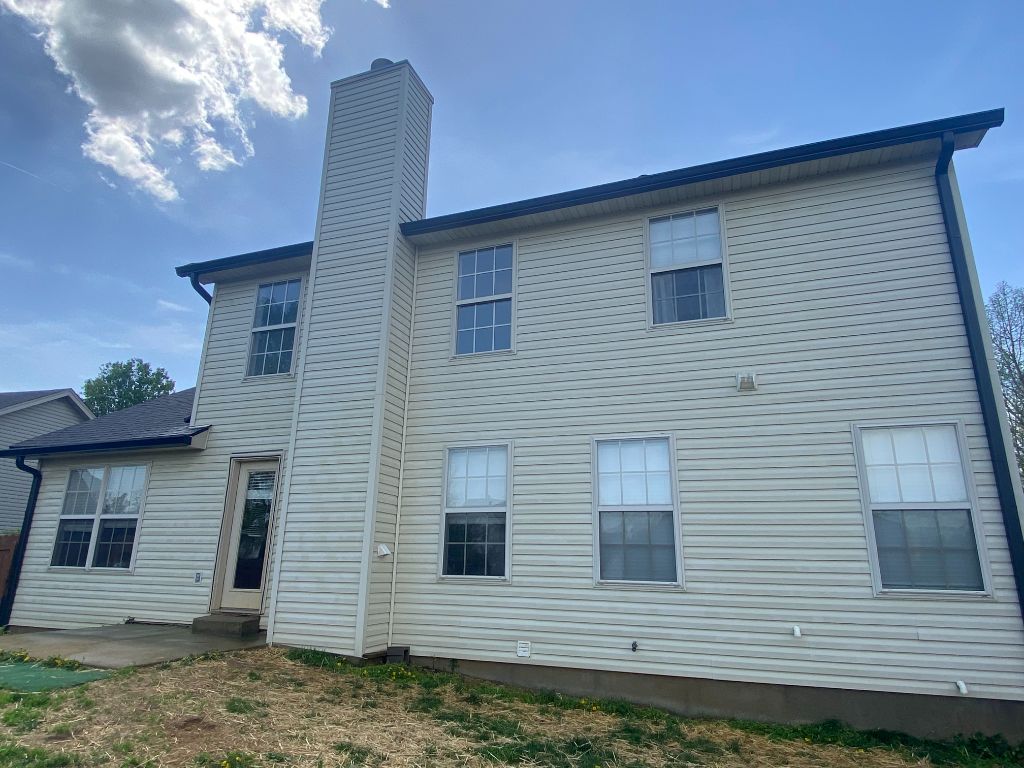 House Wash in Wolf Pen in Prospect, KY